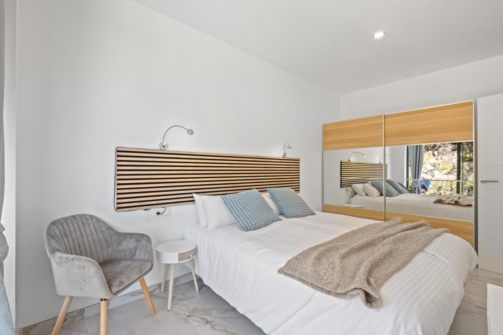 Villas Pinares De San Anton - Sea, City, Mountain, Views Malaga Bagian luar foto