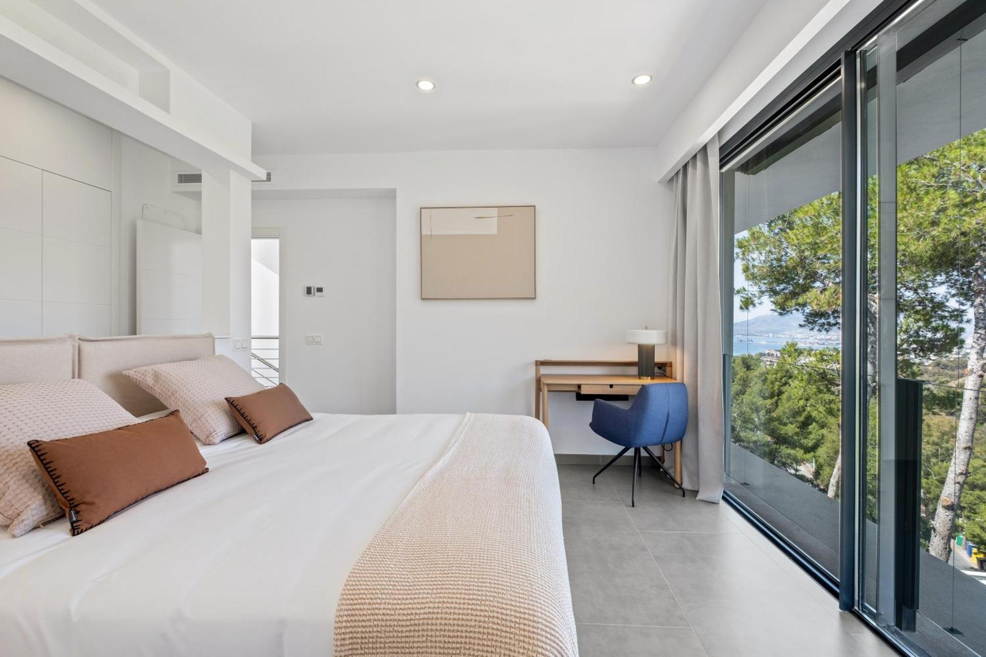Villas Pinares De San Anton - Sea, City, Mountain, Views Malaga Bagian luar foto