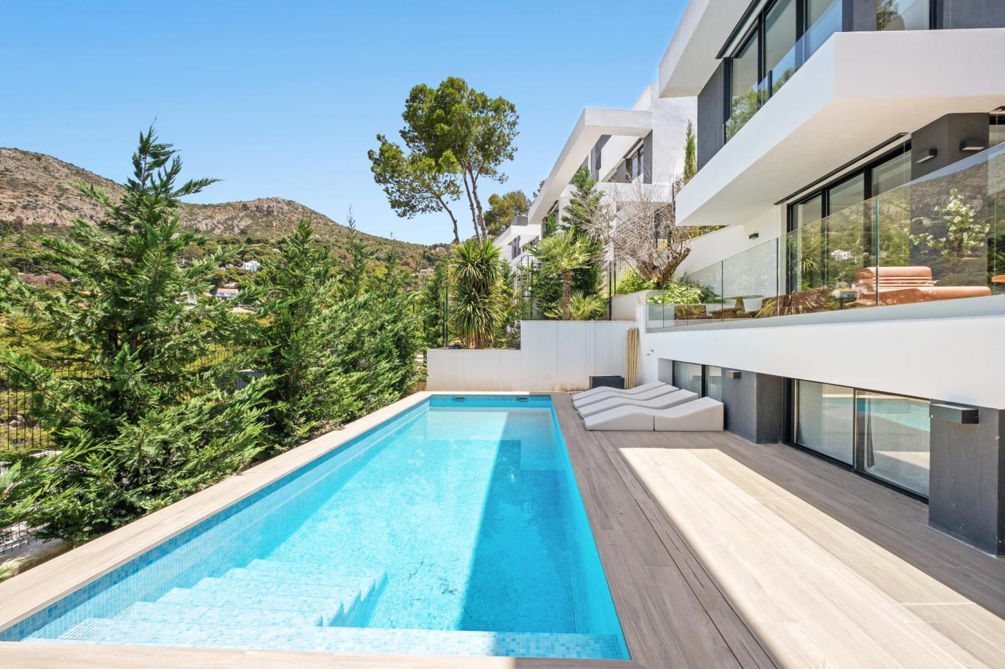 Villas Pinares De San Anton - Sea, City, Mountain, Views Malaga Bagian luar foto
