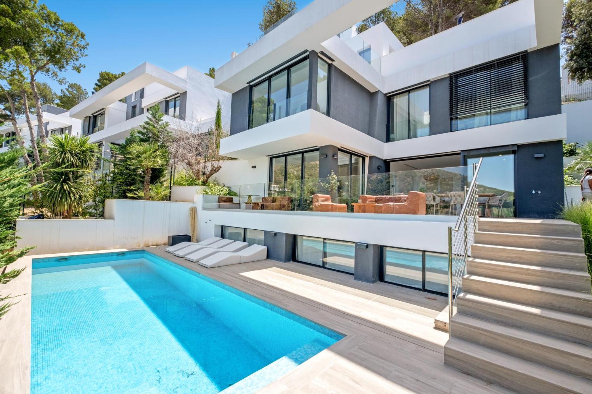 Villas Pinares De San Anton - Sea, City, Mountain, Views Malaga Bagian luar foto