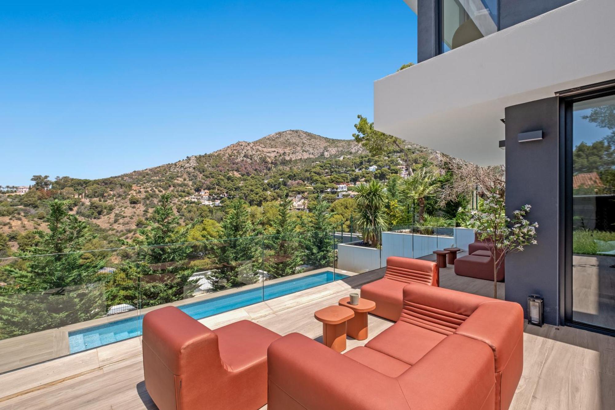 Villas Pinares De San Anton - Sea, City, Mountain, Views Malaga Bagian luar foto